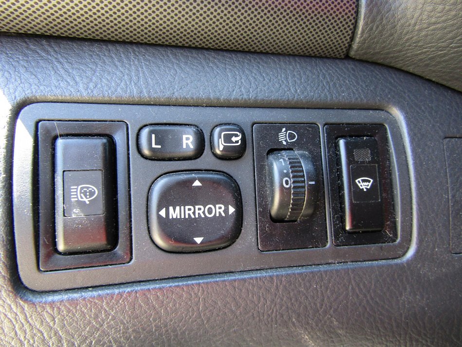 Toyota Avensis 1.8i 