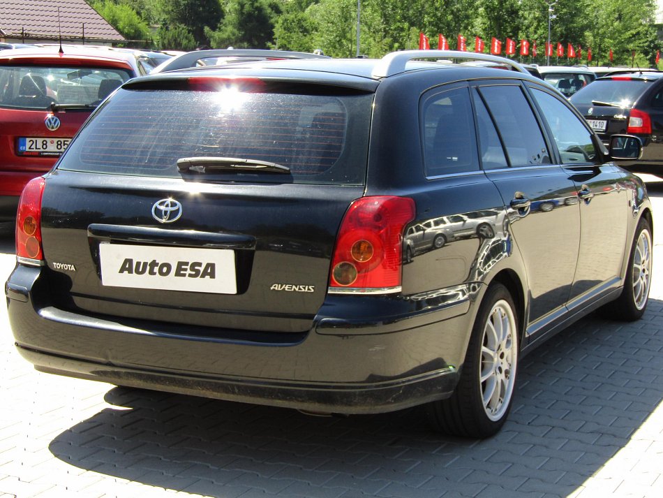 Toyota Avensis 1.8i 