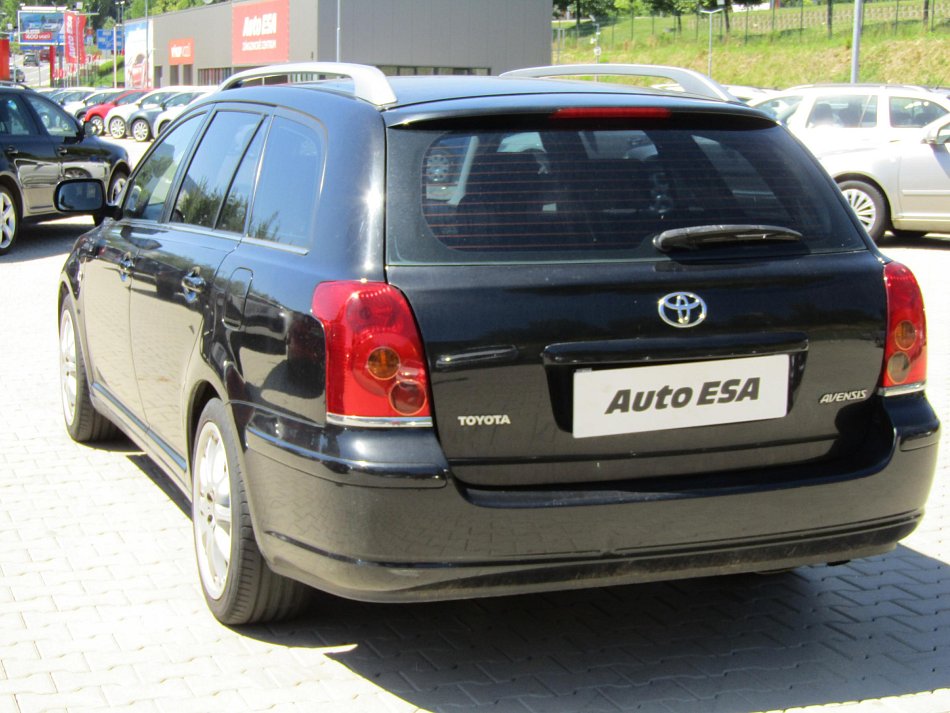 Toyota Avensis 1.8i 