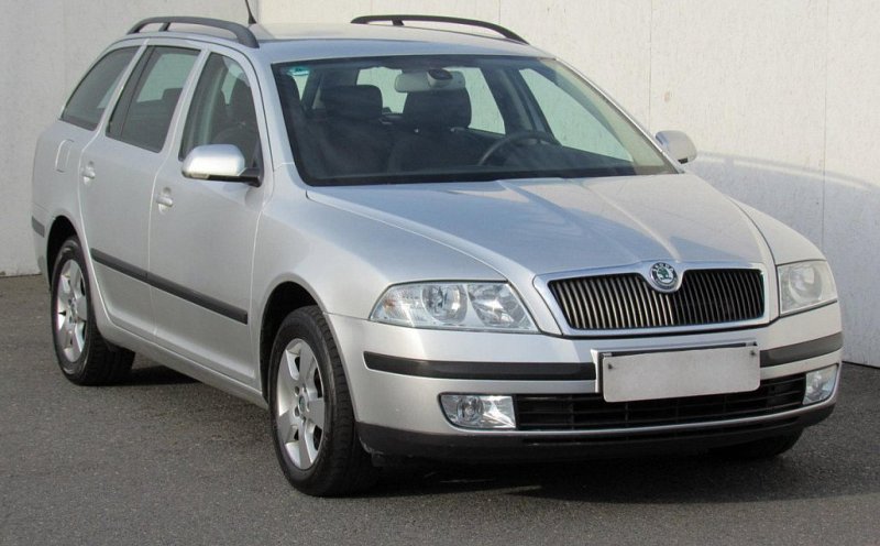 Škoda Octavia II 1.6 FSi 
