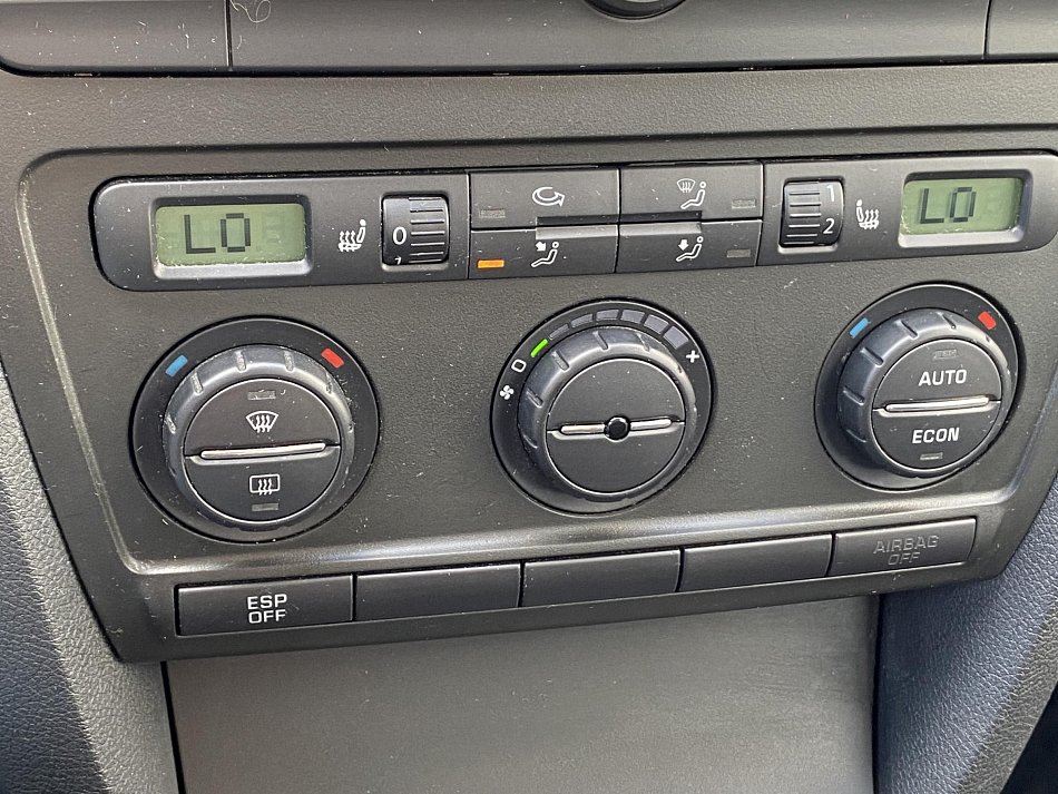 Škoda Octavia II 1.6 FSi Ambiente