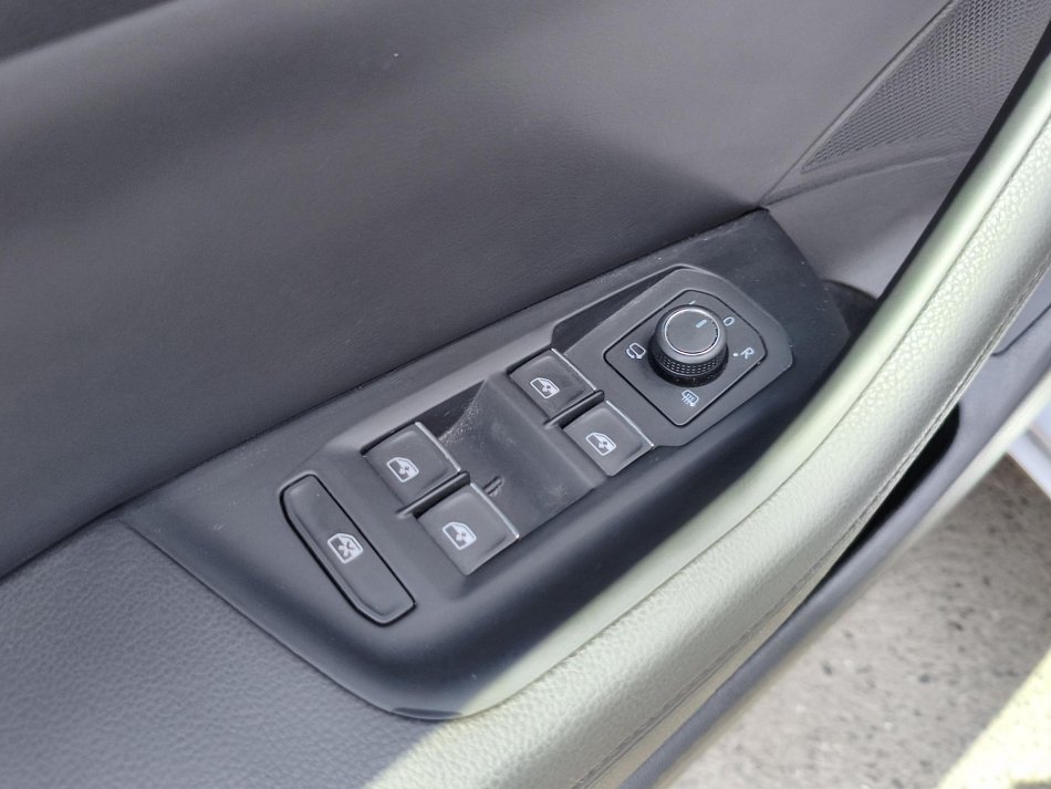 Volkswagen Passat 1.5 TSi Highline