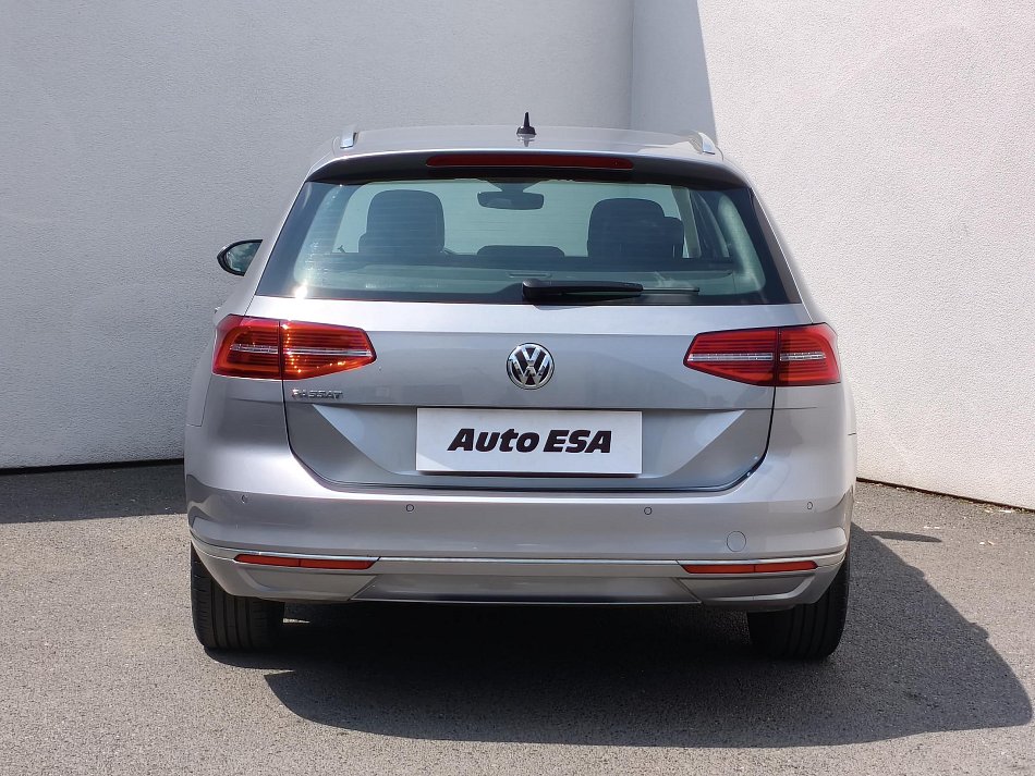 Volkswagen Passat 1.5 TSi Highline