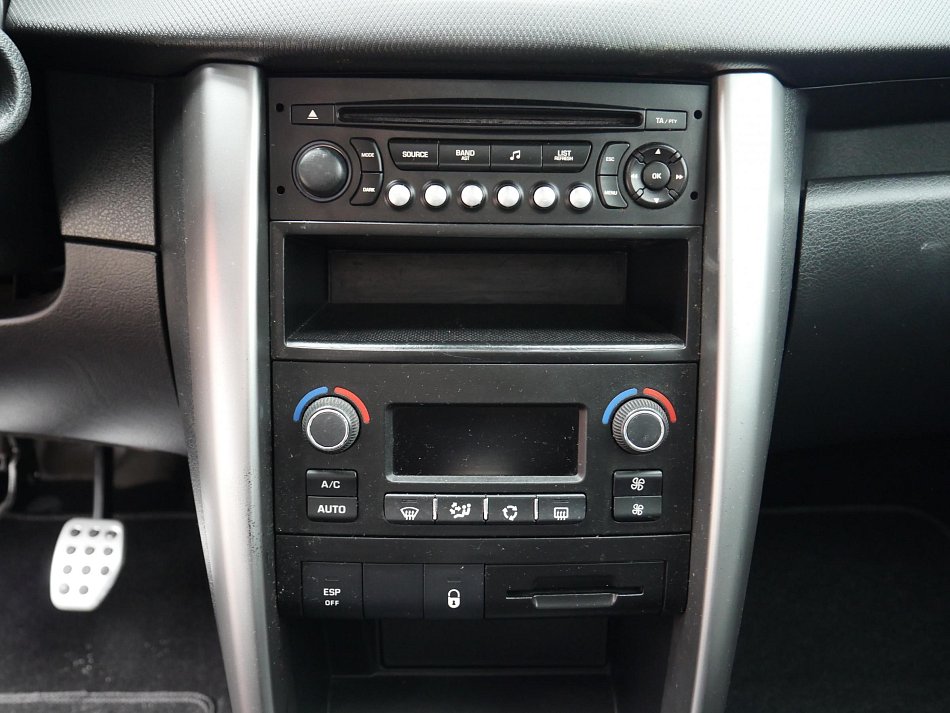 Peugeot 207 1.6 VTi 