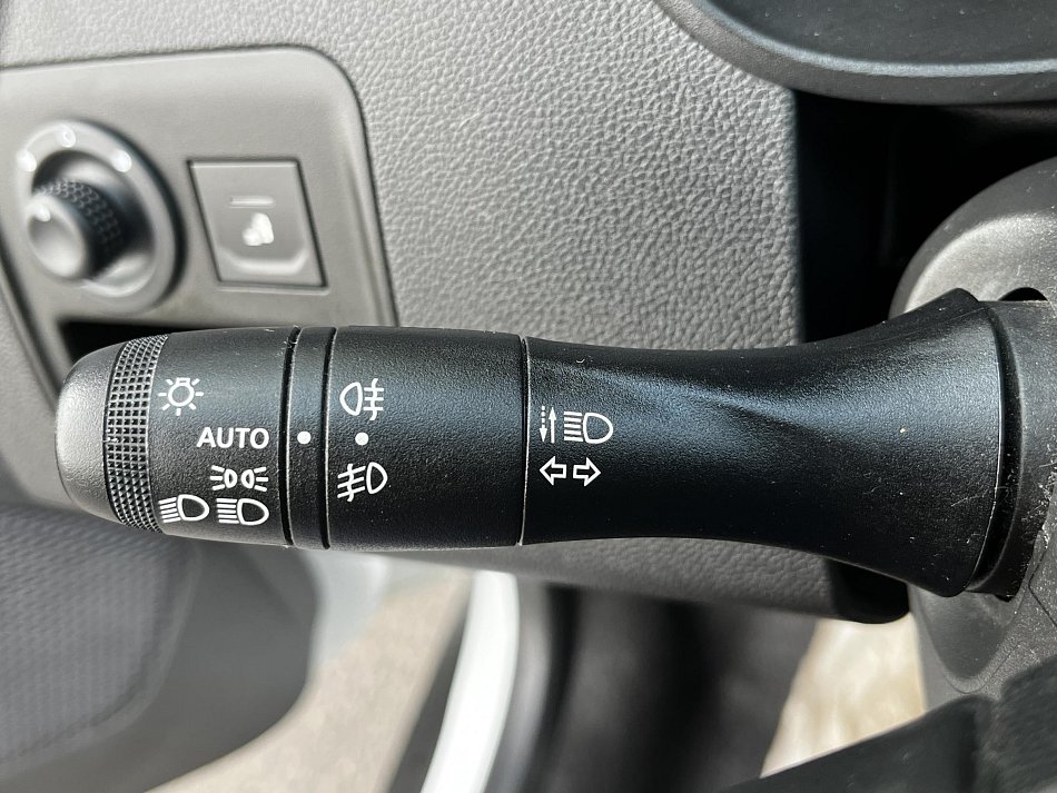 Dacia Duster 1.6i 