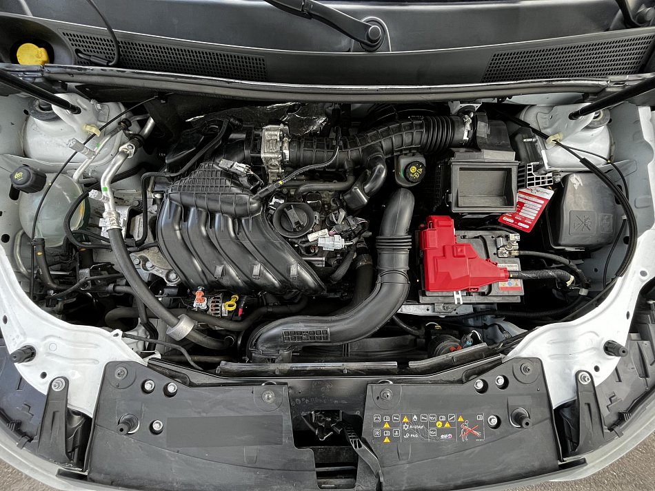 Dacia Duster 1.6i 
