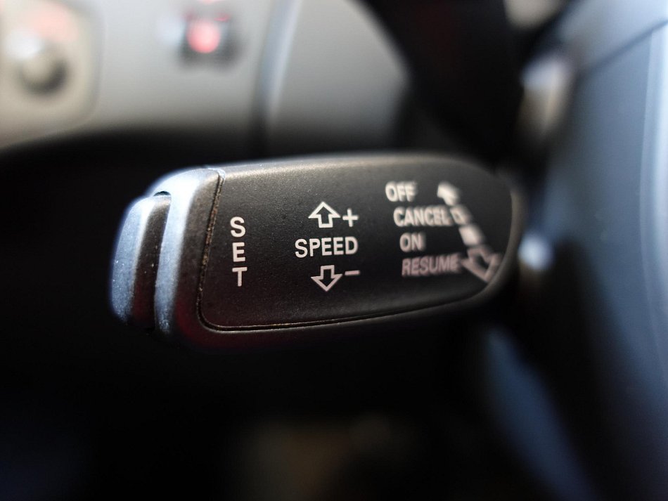 Audi A4 2.0 TDi 