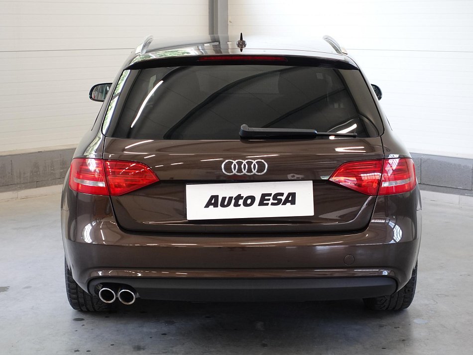 Audi A4 2.0 TDi 