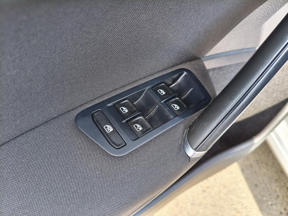 Volkswagen Golf 1.6 TDi Lounge 4MOTION