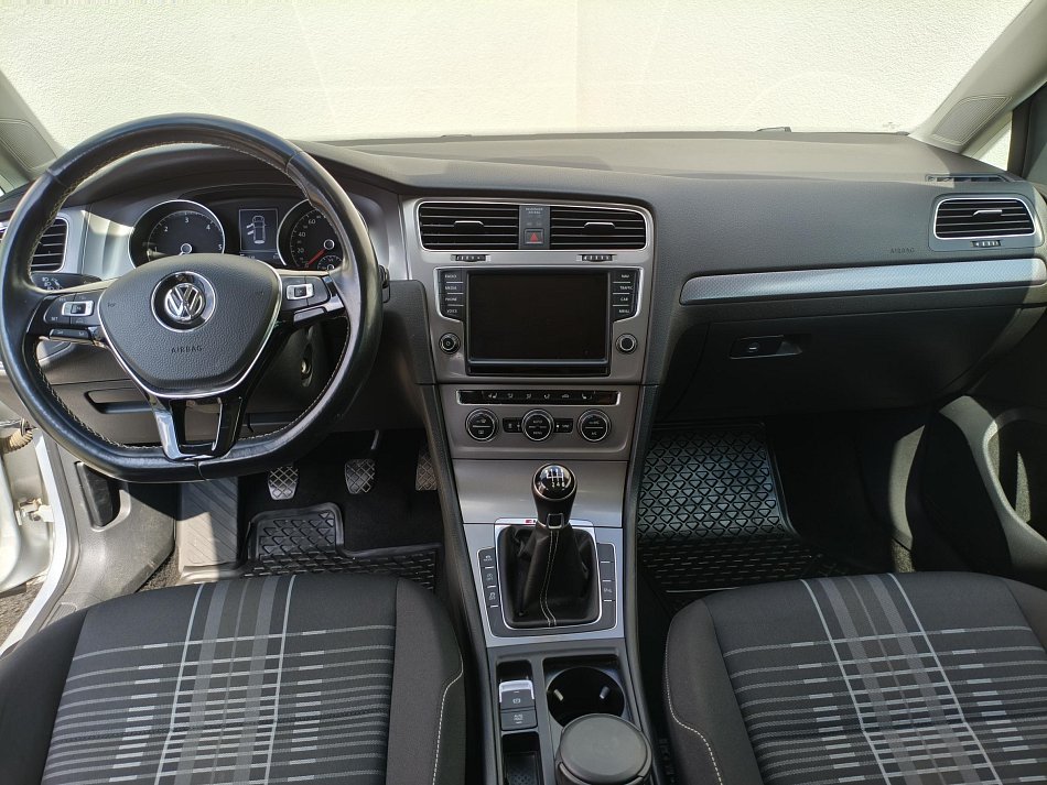 Volkswagen Golf 1.6 TDi Lounge 4MOTION