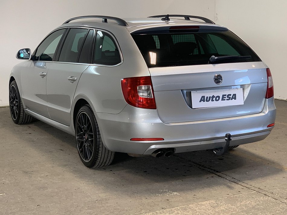 Škoda Superb II 2.0 TDi Ambition