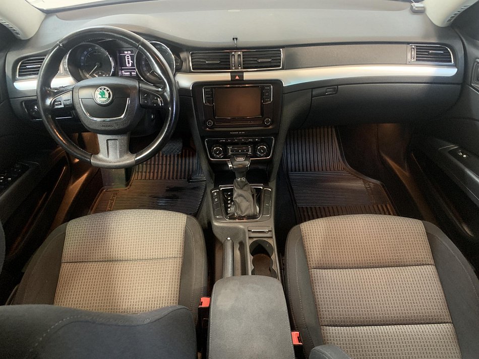 Škoda Superb II 2.0 TDi Ambition