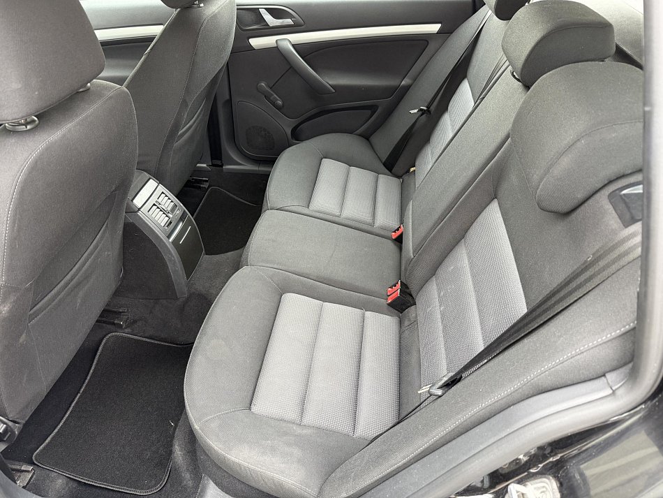 Škoda Octavia II 1.6 MPi 