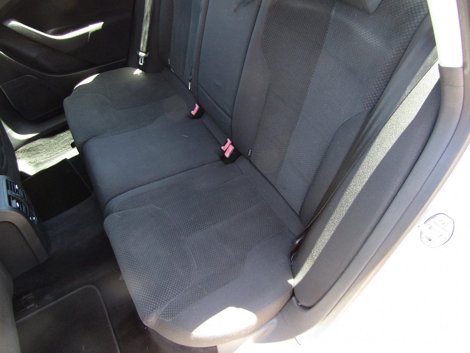 Volkswagen Passat 1.9 TDi 