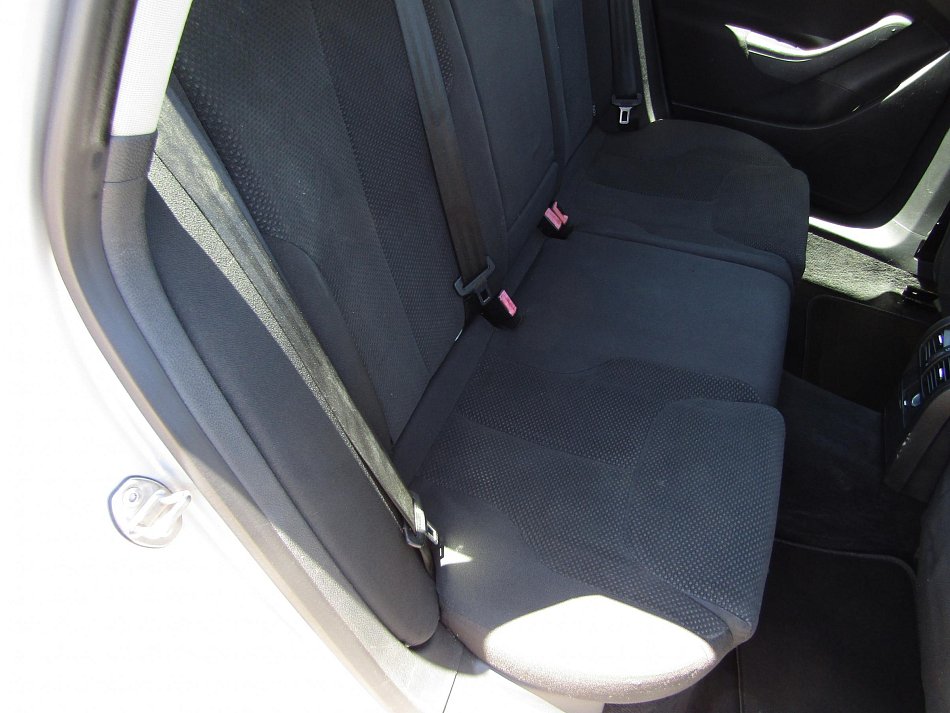 Volkswagen Passat 1.9 TDi 