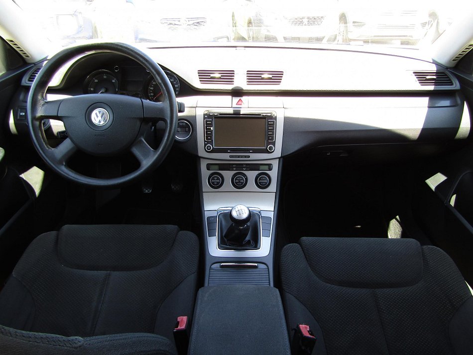 Volkswagen Passat 1.9 TDi 