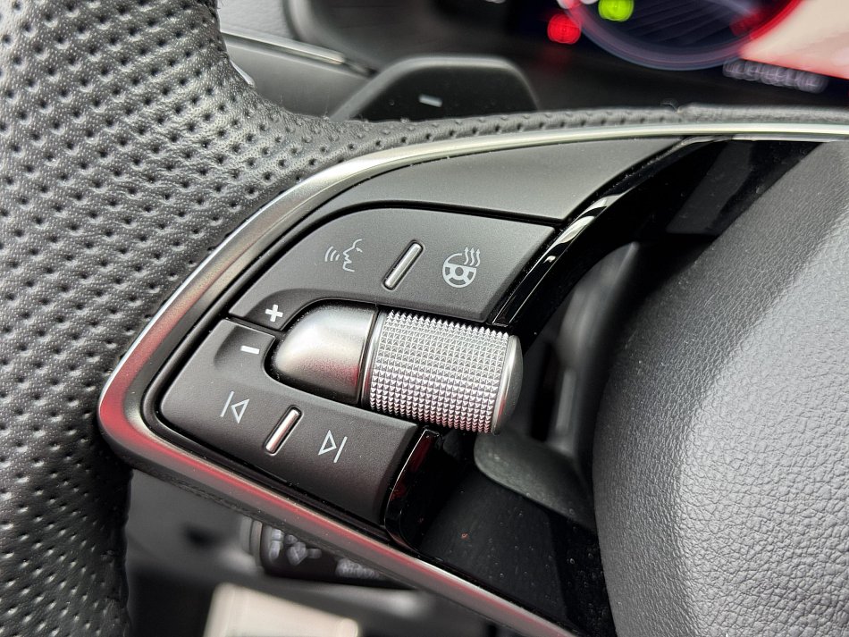 Škoda Karoq 1.5 TSi SportLine