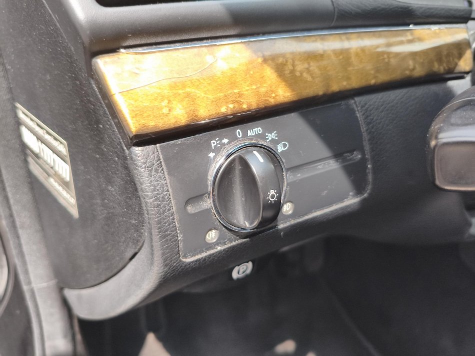 Mercedes-Benz Třída E 1.8 K Avantgarde 200