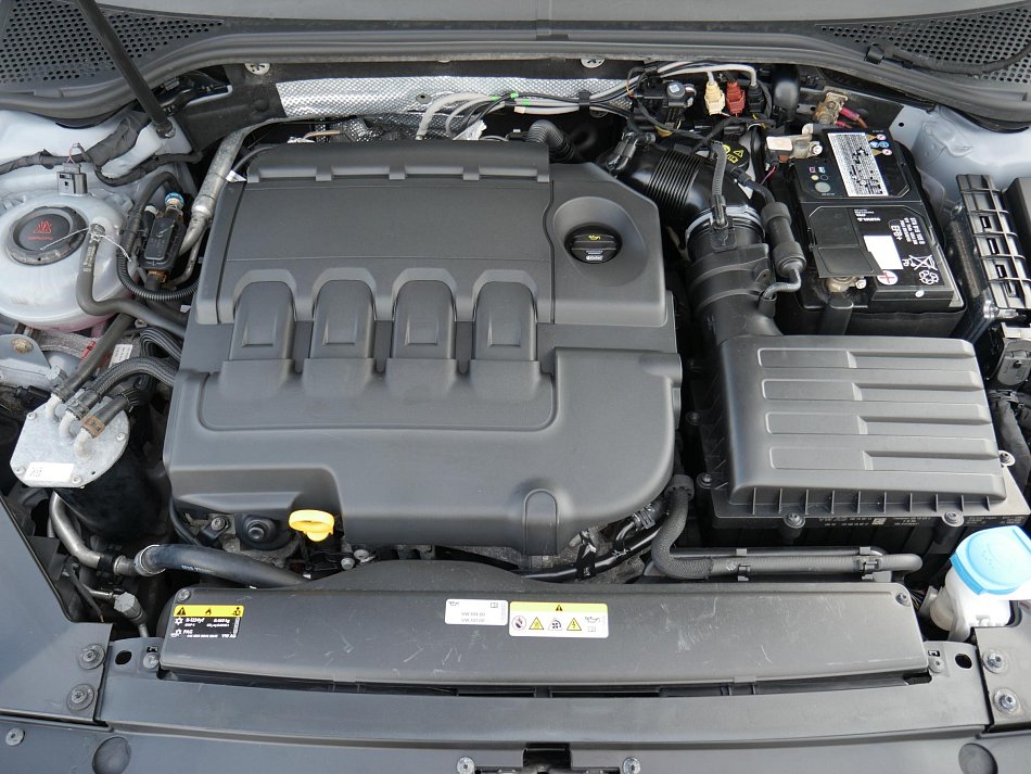Volkswagen Passat 2.0 TDi 