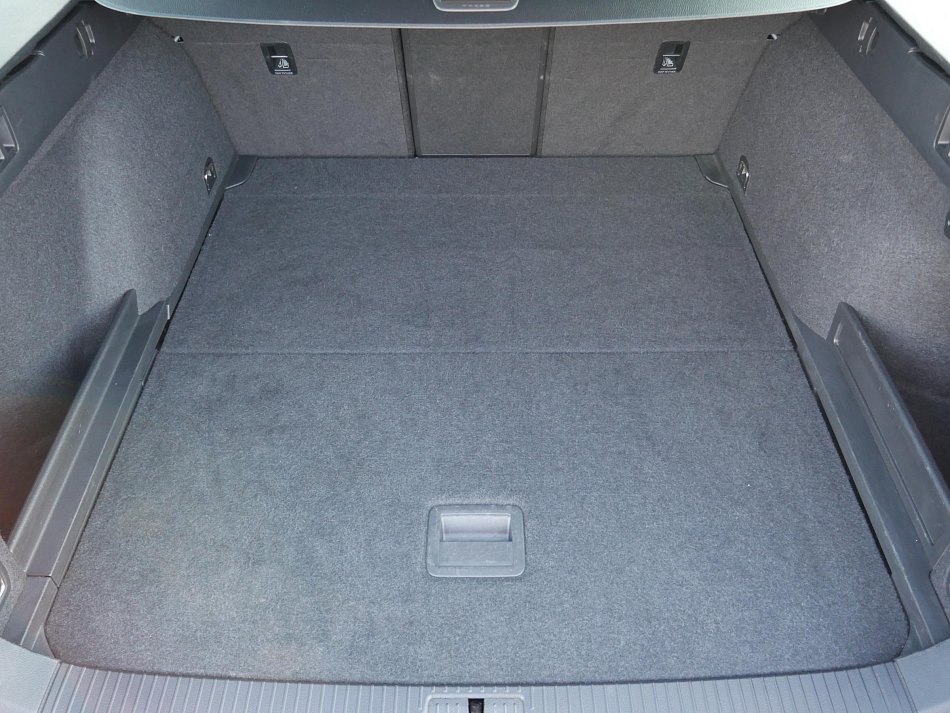 Volkswagen Passat 2.0 TDi 