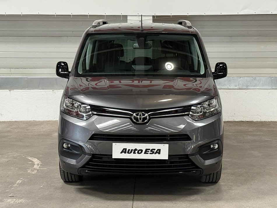 Toyota ProAce City Verso 1.5HDi Family