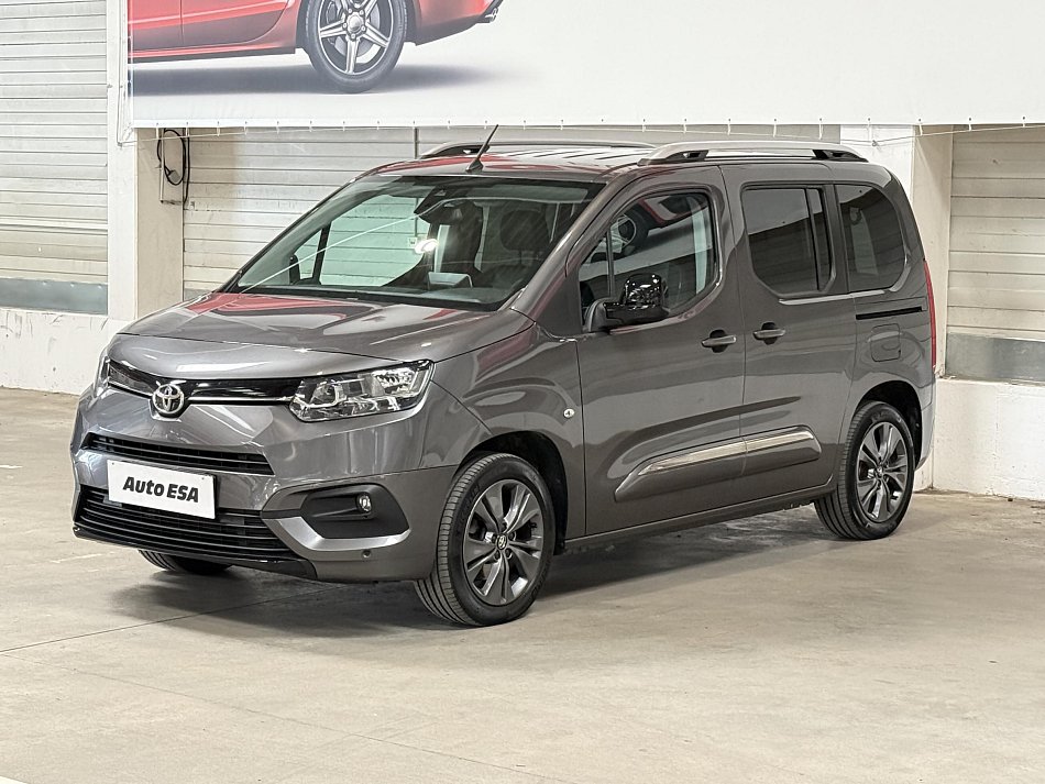 Toyota ProAce City Verso 1.5HDi Family