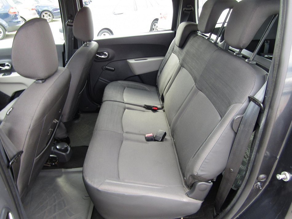 Dacia Lodgy 1.6MPi 