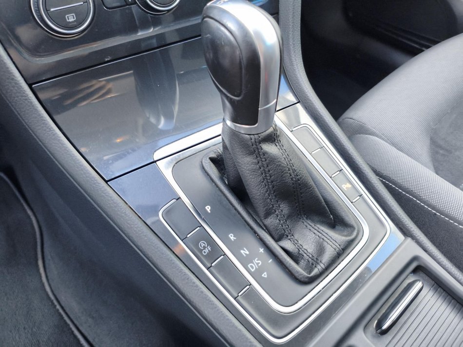 Volkswagen Golf 2.0 TDi Comfortline