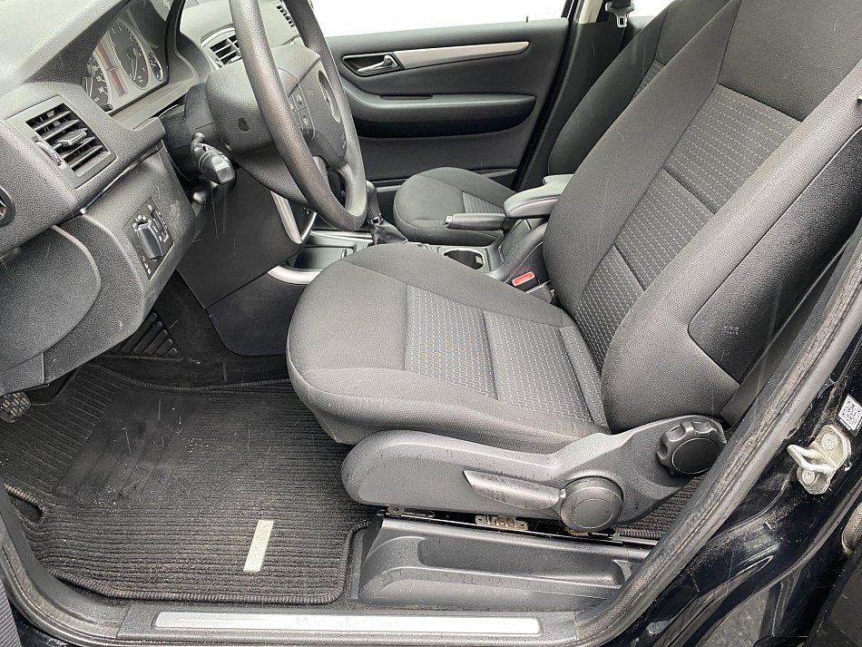 Mercedes-Benz Třída B 1.7i  B 180