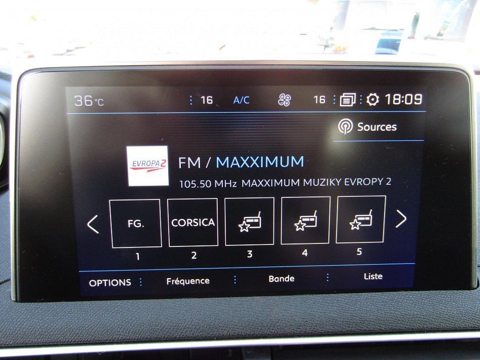 Peugeot 3008 1.2PT Allure