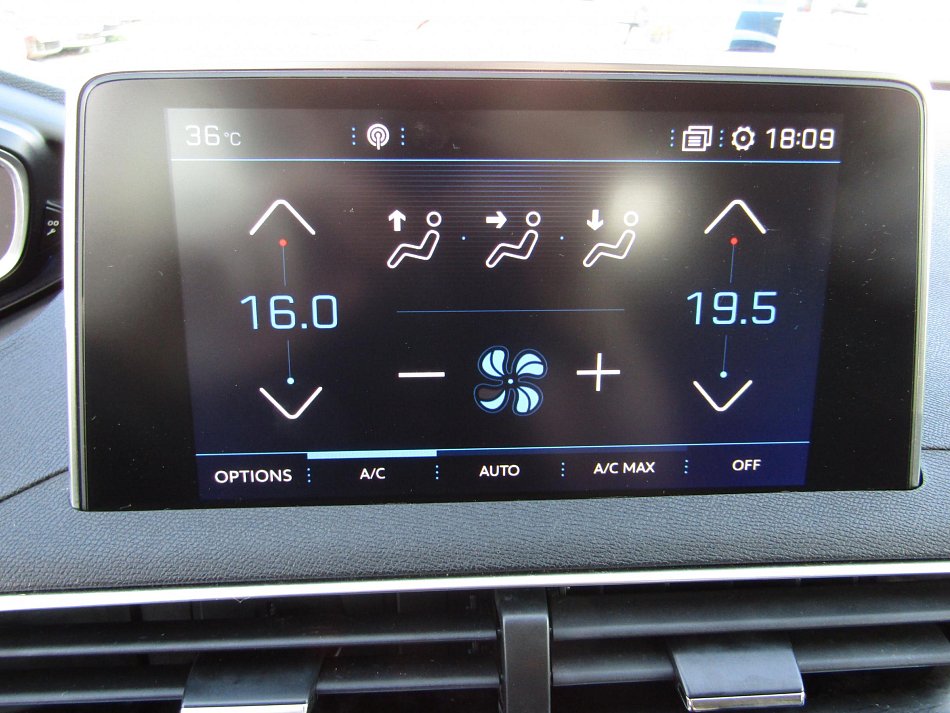 Peugeot 3008 1.2PT Allure