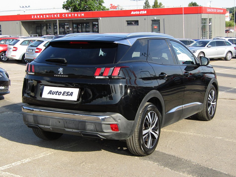 Peugeot 3008 1.2PT Allure