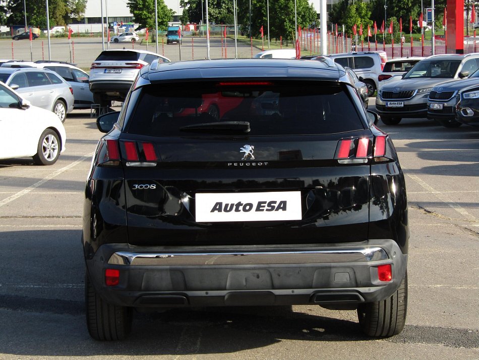 Peugeot 3008 1.2PT Allure