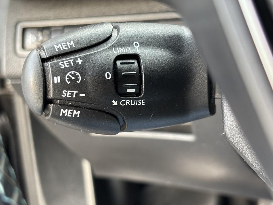 Peugeot 3008 1.2 PT Crossway