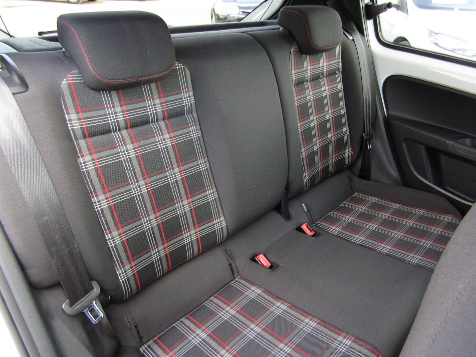 Volkswagen Up! 1.0TSi 