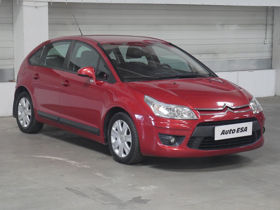 Citroën C4 1.4i 