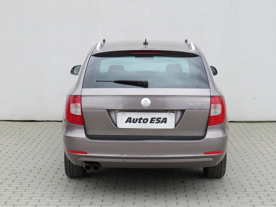 Škoda Superb II 2.0TDi Elegance