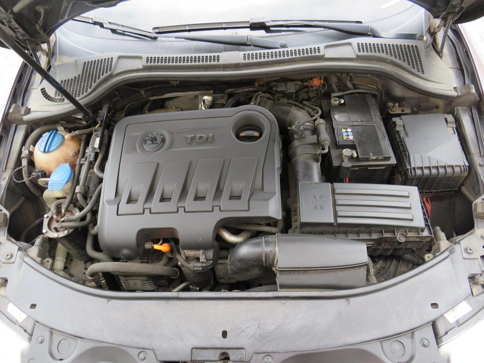 Škoda Superb II 2.0TDi Elegance