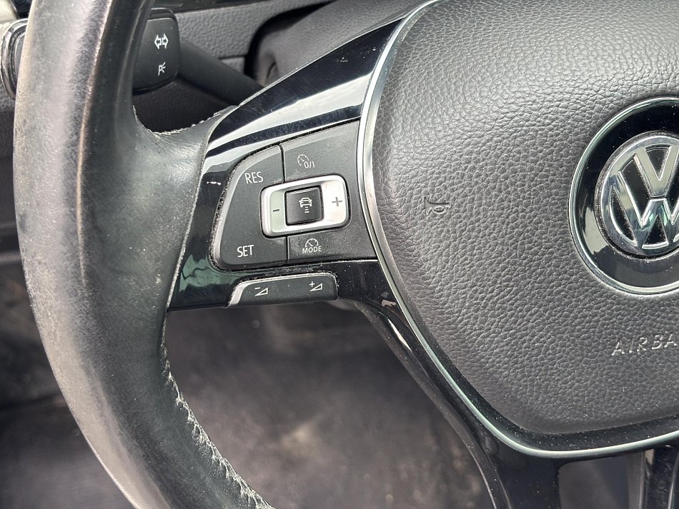 Volkswagen Passat 2.0 TDi Highline
