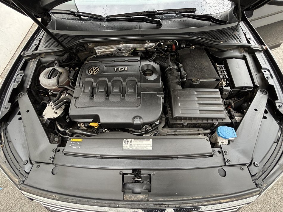 Volkswagen Passat 2.0 TDi Highline