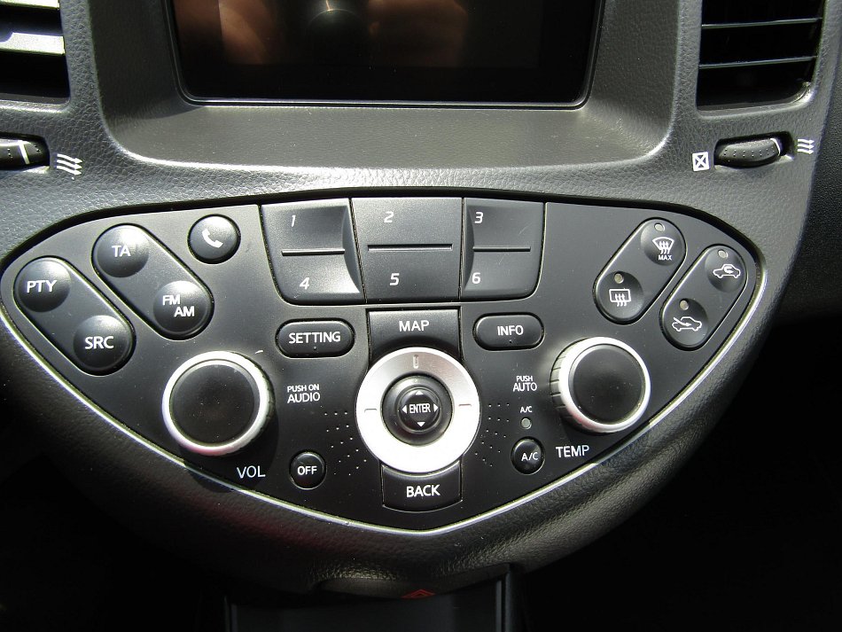 Nissan Primera 1.8 16V 