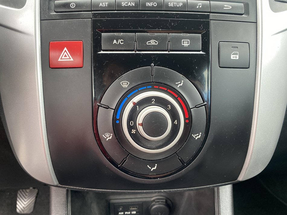 Kia Venga 1.4 CVVT 
