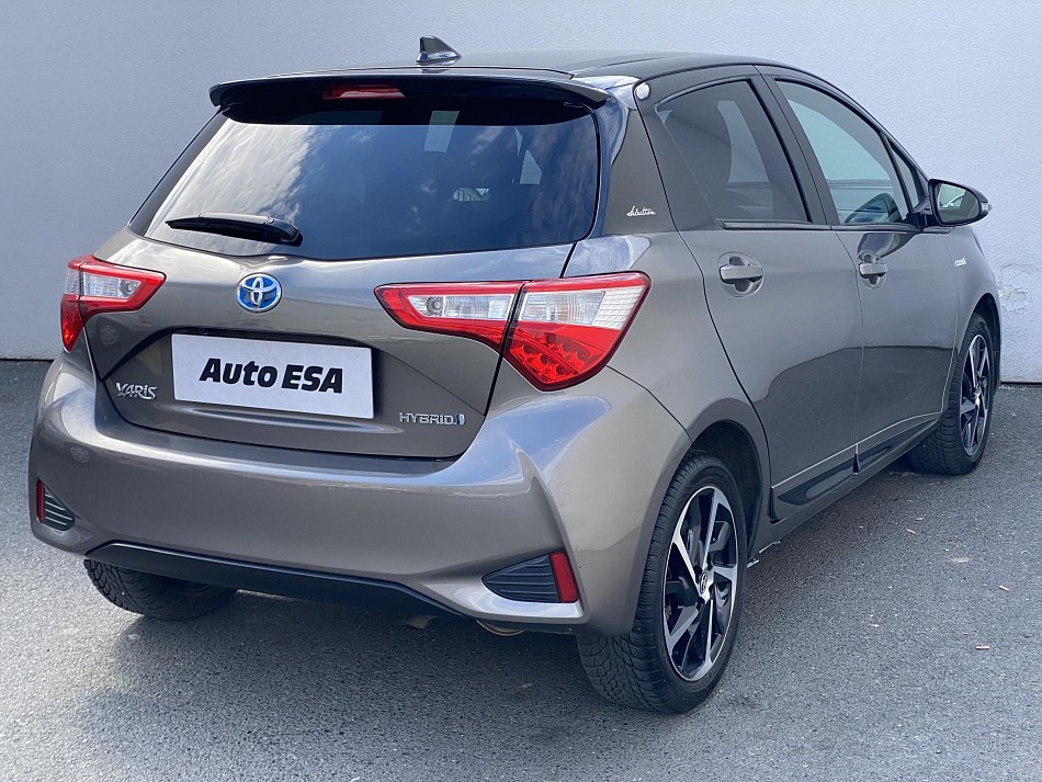 Toyota Yaris 1.5 Hybrid Selection