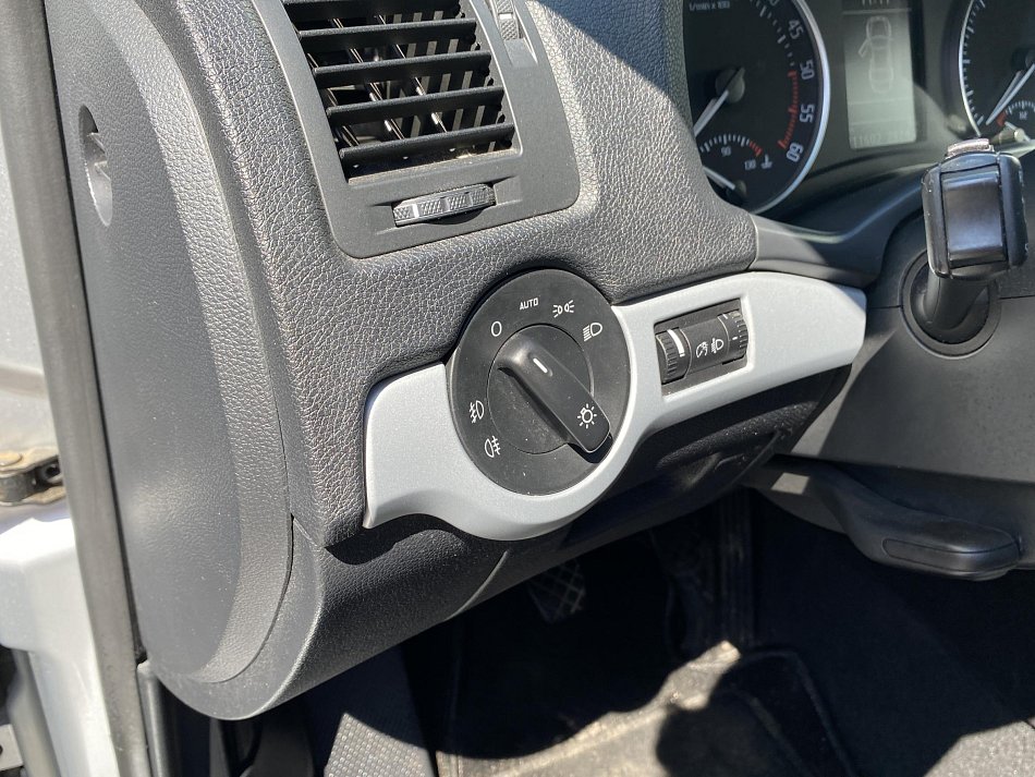 Škoda Octavia II 1.6 TDi Ambiente