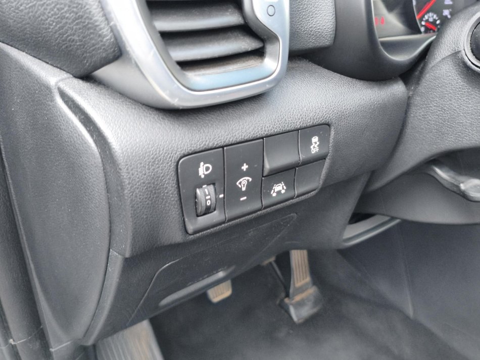 Kia Sportage 1.7 CRDi Active