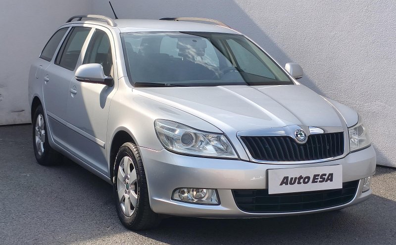 Škoda Octavia II 2.0TDi Elegance 4x4