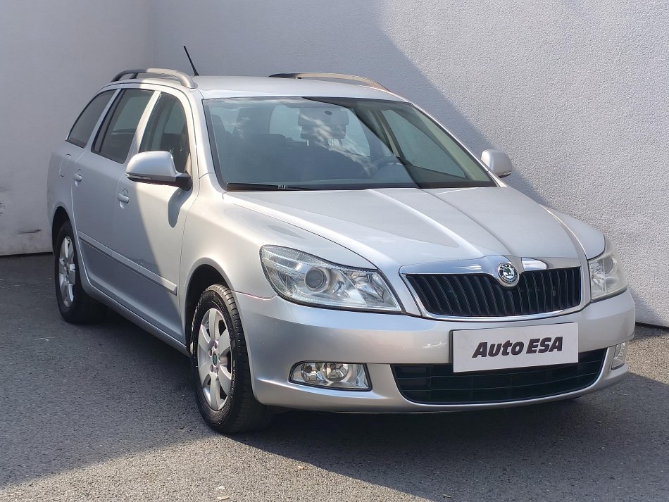 Škoda Octavia II 2.0TDi Elegance
