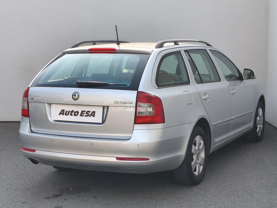 Škoda Octavia II 2.0TDi Elegance 4x4