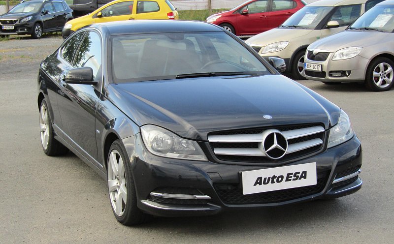 Mercedes-Benz Třída C 2.2CDi  C220