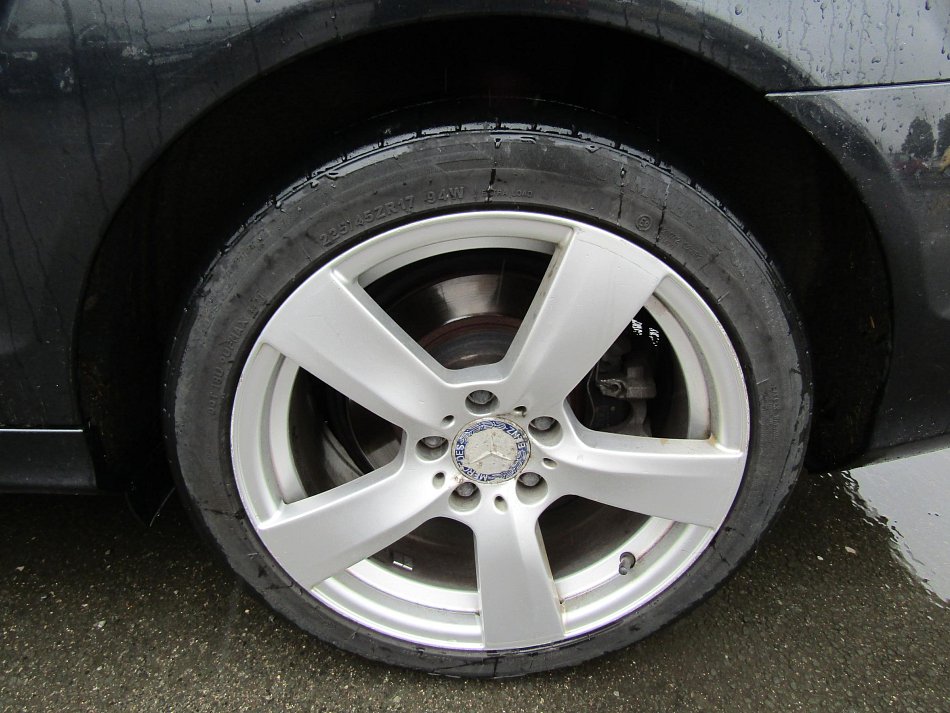Mercedes-Benz Třída C 2.2CDi  C220